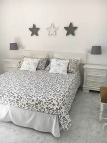 Katty House, Sea View - Image 3