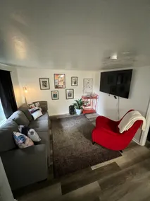 Private duplex near Airport and Downtown - Image 2