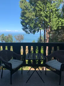The Cove on Galiano Island - Image 3