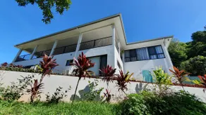 Fully self contained entire unit ground floor 2 BR - Image 4