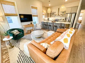 The BeeHouse - Image 2
