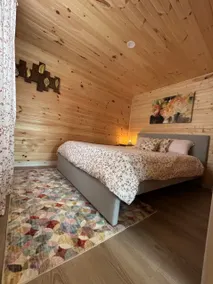 Norma's Retreat - Cozy 1 Bedroom Cabin - Image 5