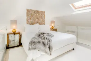 Boutique Design Loft in Fisherman's House - Image 2