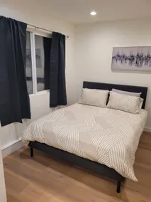 1 bd suite with full kitchen, washer, dryer, a/c. - Image 2