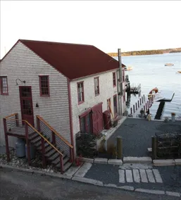 The Sail Loft, on the water with a private dock - Image 3
