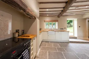 Beautiful Grade II Listed Barn Conversion - Image 3