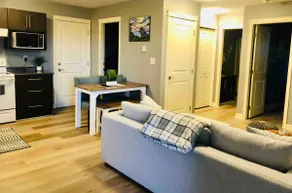 Olympic Views - Cozy Modern 2Br Suite - Image 4