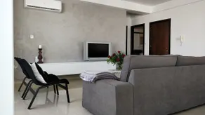 Elegant 2BR apt SuperClean, in the heart of Paphos - Image 3