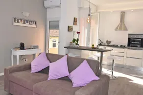 LE PETIT BONHEUR - Image 2