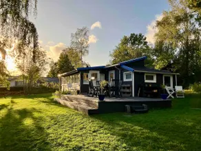 Colourful, calm & kid-friendly house - Image 2