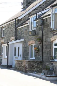Bryn Celyn Two bedroom cottage Sleeps 4 people - Image 3