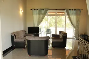 Executive Bungalow near Colombo Airport - Image 3