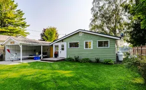 Pineview Cottage - Yr Round Hot Tub & Pet Friendly - Image 2
