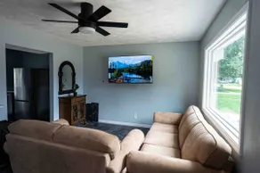 Clean private safe retreat getaway! - Image 4