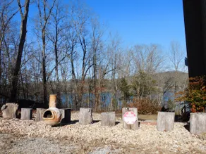 Lake Access 200 yards away! - Image 4