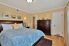 Historic Craftsman Home in the heart of Prescott - Image 2