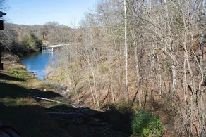 Hidden Cove Hideaway - Image 4