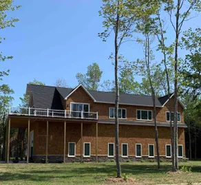 Luxury Lakeview Escape - Image 3