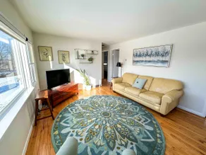 Stunning Lake Views! Countryside Retreat - Image 2