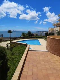 T1 Sea & Pool - Image 5