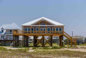 Upscale home, steps to beach, world class sunsets! - Image 3