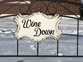 ”Wine Down” in Scenic Grey Highlands - Image 3