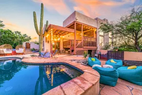 Entertainment Paradise: Private Pool, Games & More - Image 2