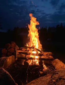 Razzle's Cabin trailside - Image 5