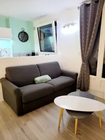Cozy 2-room apartment at the gates of Paris and Orly Airport - Image 3