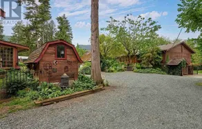 Beautiful cottage on working homestead - Image 4