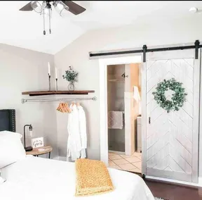 2- Bedroom Whole House Rental- Downtown Location - Image 4