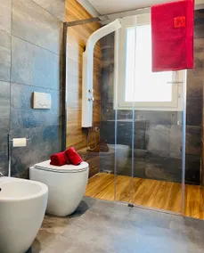 Modern Soverato Apartment - Image 5