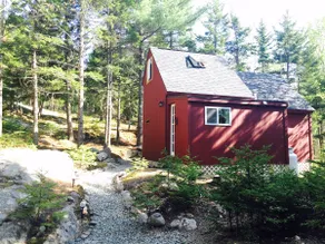 Acadia Cabin Bar Harbor - Newly renovated bathroom - Image 4