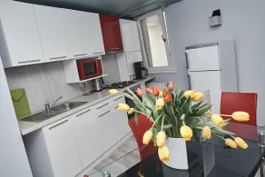 City Center 2-bedroom apartment with balcony - Image 2