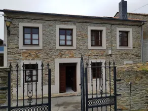 Casa de Julia de Lozano in Rinlo-Ribadeo-Lugo. - Image 2