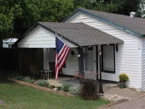 C Street Cabin - Soldier Creek / Marina Del Ray, Lake Texoma - Image 2