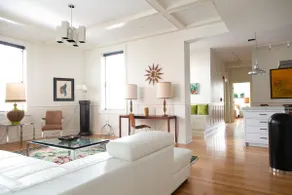 Elegant 6 Bedroom Penthouse on Thames - Image 3