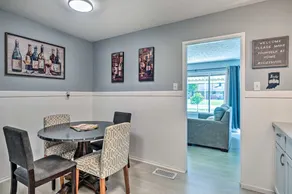 Cheerful Cozy Suite in speedway (NO parties) - Image 4