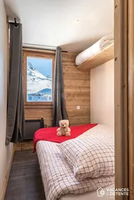 D2 Luxury Chalet Mountain View Sleeps 12 Coffee - Image 5