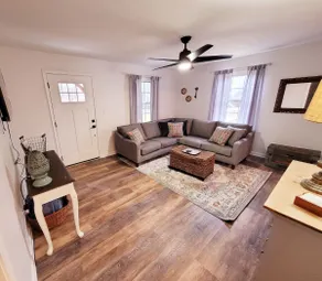 Cottage close to Merciers & Downtown Blue Ridge! - Image 4