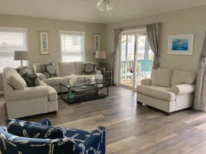 5 Bedroom Canal Cottage - 2 Min Walk To Beach Access - Boat Dock, Hot Tub, Kayak - Image 4