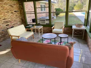 Myrtle’s place, a Charming home with a pool! - Image 3
