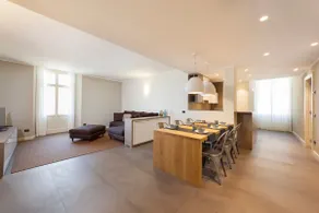 LISZT HOME-sø foran i landsbyen ved KlabHouse - Image 5