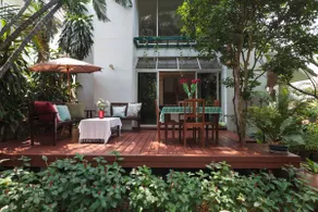 Garden in Bangkok - Image 2