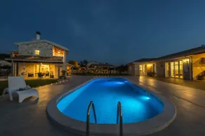 Villa de luxe Lemaliante avec piscine, sauna et bain à remous - Image 2