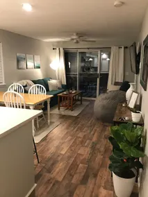 Relaxing stay, 5 min to Landing, tons of amenities - Image 4