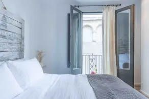 Milenial Immo | Old Town 2BR Girona - Image 4