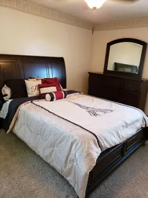 NICE HOME ONLY 20MIN TO MURRAY & 30 MIN PADUCAH - Image 3