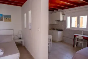Lava Guesthouse I - Karterados village - Image 5