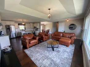 Aunt B's House *No Cleaning Fee* - Image 4